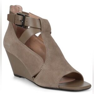 Donald Pliner | Wedge Fall Sandals | Size 7.5